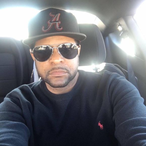 Meet your Posher, Clint - Picture 1 of 1